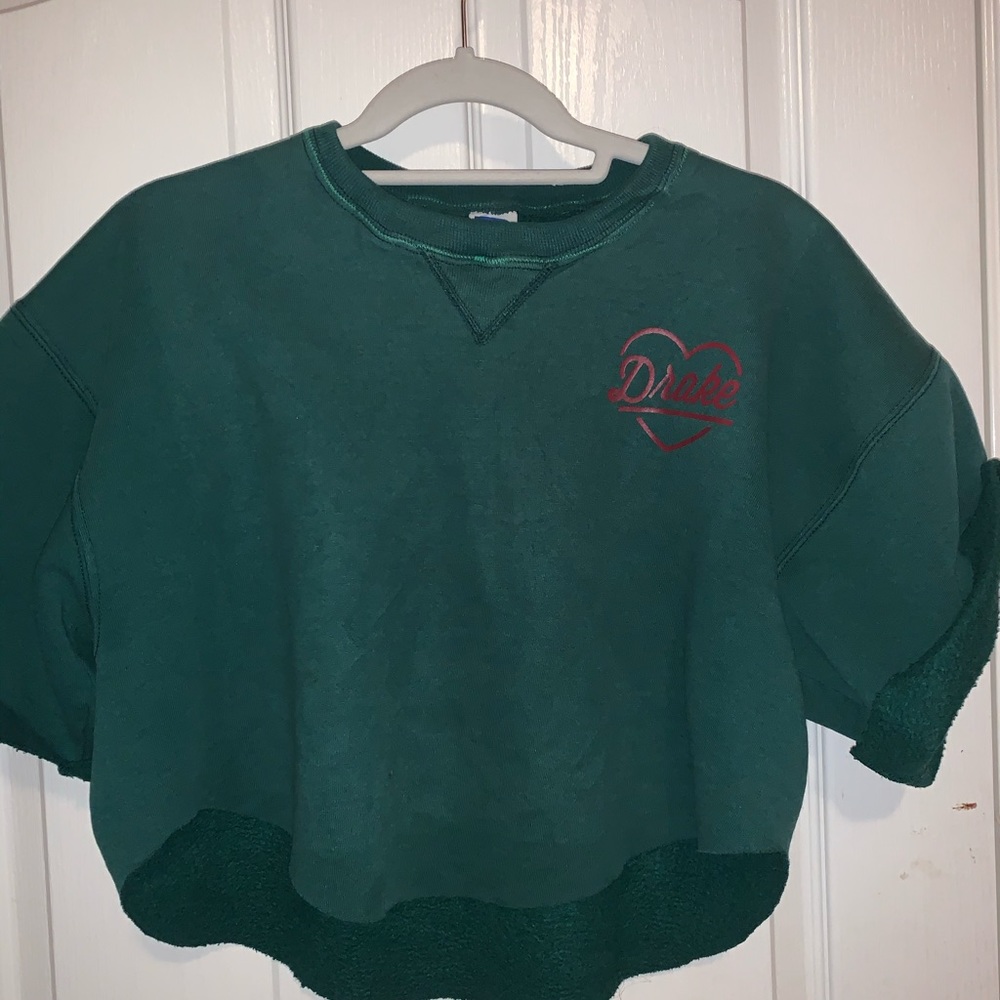 “Drake” crop top